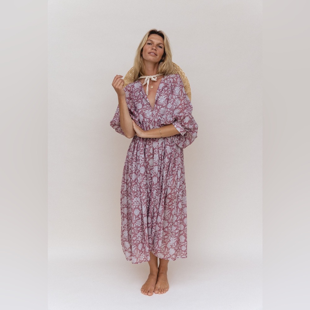 Daughters of India | Kyra Midi Dress in Musk | L